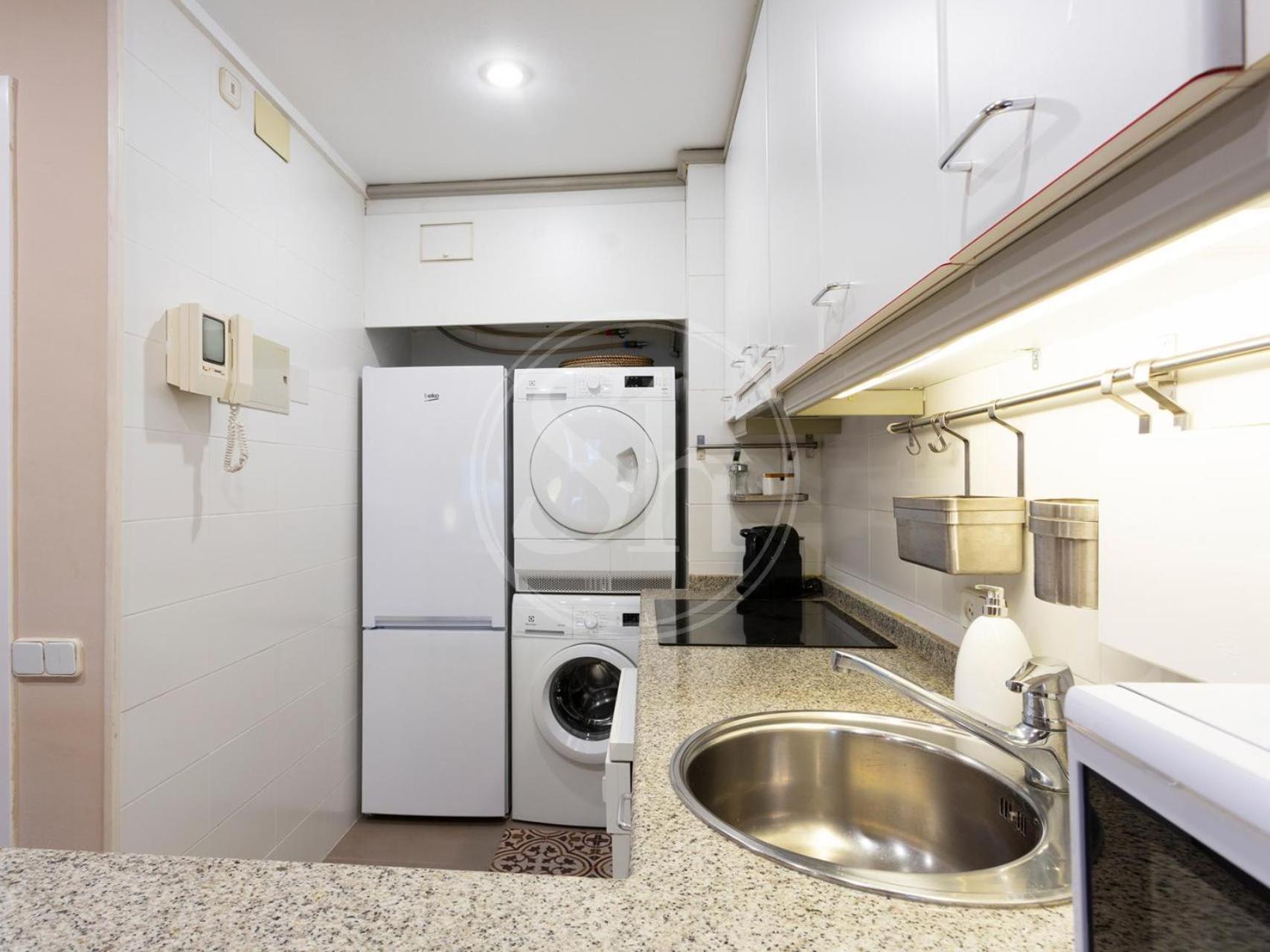 Bonito Apartamento En Gracia บาร์เซโลนา ภายนอก รูปภาพ